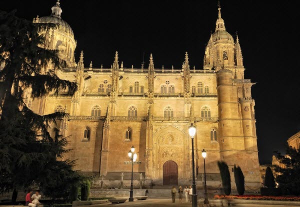 Panorámica de Salamanca de noche