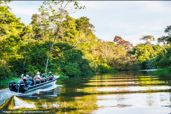 Paseos en lancha por el río amazonas - Cruceros de lujo por el Amazonas Perú