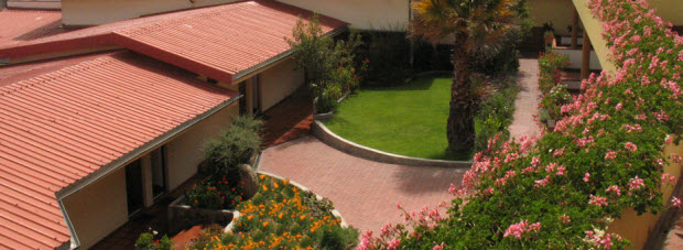 Vista exterior del Hotel Andino en Huaraz, Ancash.