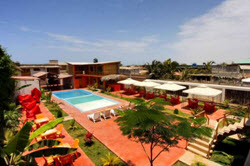 Panorámica del Hotel California Beach Mancora en Piura Perú