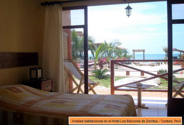 Habitaciones con vista a la piscina del Hotel Los Balcones de Zorritos