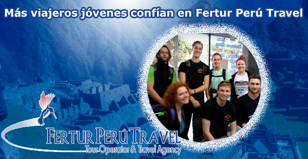 Viajeros jóvenes en oficina de Miraflores de Fertur Perú Travel