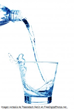 Agua fresca en vaso